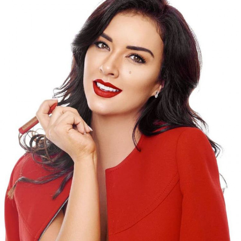 COLLAGEN LIFT PARIS RED CARPET...